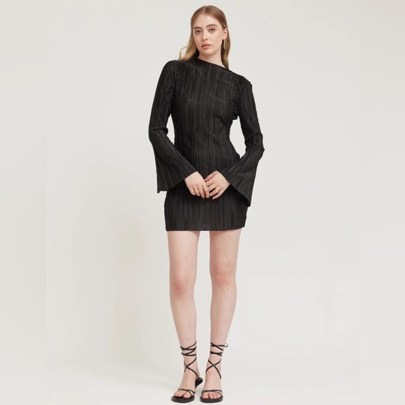 Tojhà Chante Tunic Pleated Black Mini Dress Long Sleeve - Picture 2 of 16